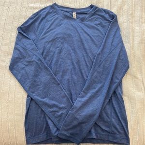 Men’s Lululemon shirt